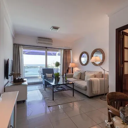 Ombumogamar Apartment *
